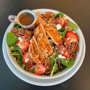 Salads like this Ranch are to die for! #breadnbutter