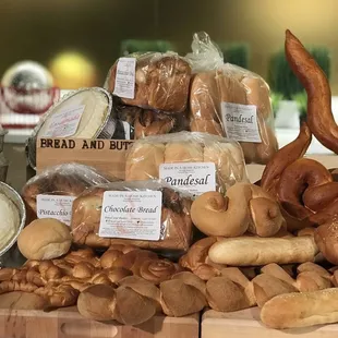various types of bread and butter