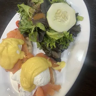 Salmon benedict