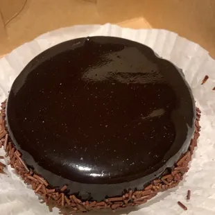Flourless chocolate cake