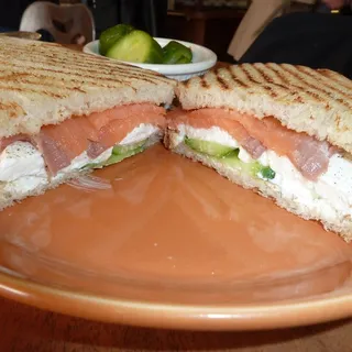 Smoked Salmon Sandwich