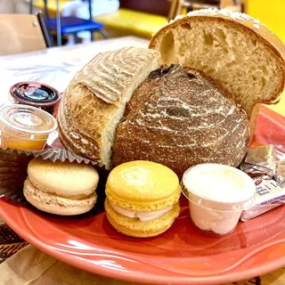 Specialty Bread Sample Plate