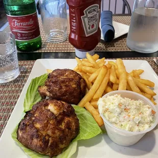 Twin crab cakes