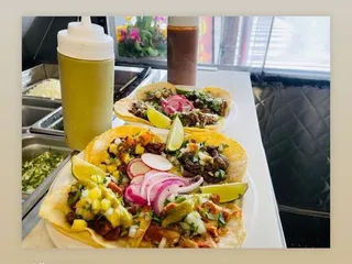 Lico's TACOS