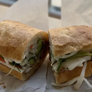 Chicken Banh Mi