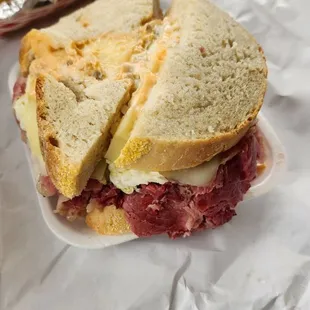 Corned Beef and pastrami 17 oz