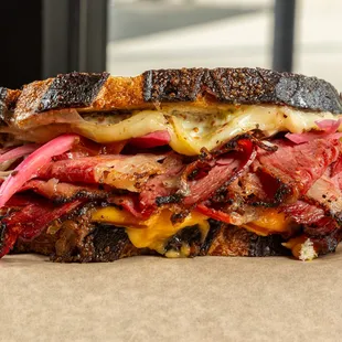 a roast beef sandwich