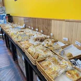 It smells sooooo good in here.