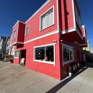 On the corner of Clement at 20th Avenue.