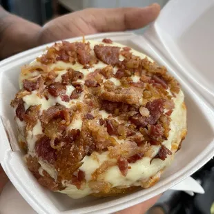 Bacon pizza bagel