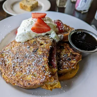 Bread Winners Cafe & Bakery - Plano