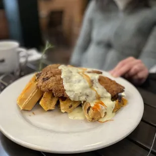 Fried Chicken &amp; Waffles Breakfast