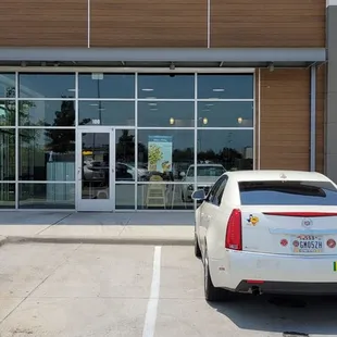 First visit to this location. We have eaten at the Carrollton store several times.
