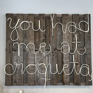 a wooden pallet sign that says, you had one of the doughnuts