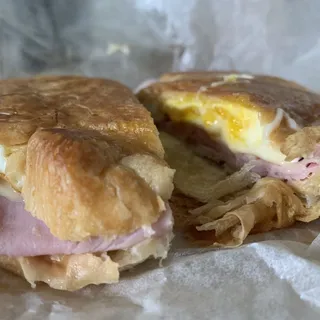 Croissant Ham, Egg & Cheese