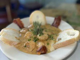 Surrey's Café & Juice Bar