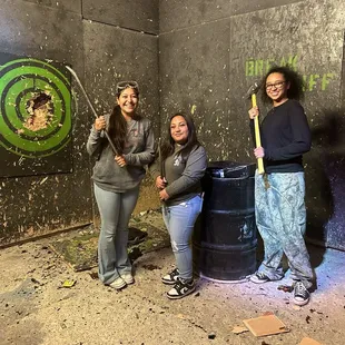 *Break room (rage room)