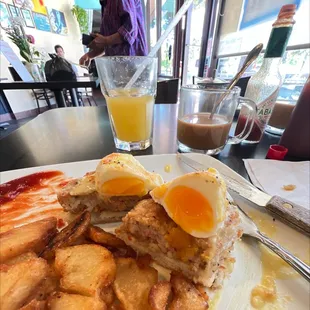Krabbycake Benedict
