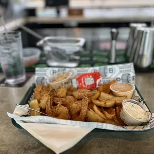 Fried shrimp platter