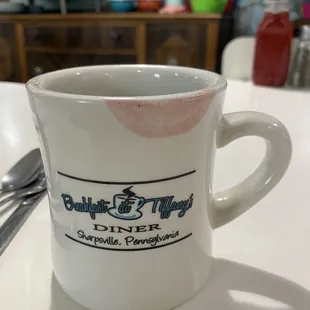 Cute coffee cups! This is my lipstick.