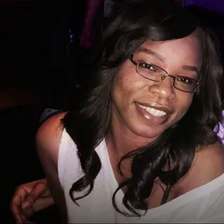 Mary J.
