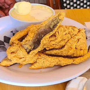 Fried fish and grits