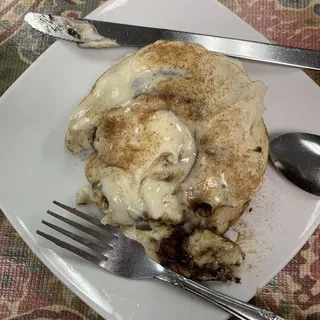 Jumbo Cinnamon Roll