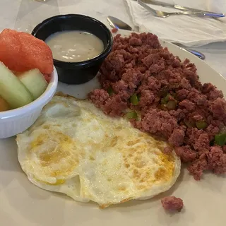 Corn Beef Hash with Eggs & Gravy