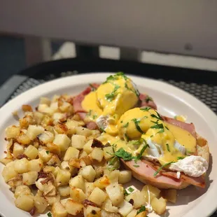 Traditional Benedict