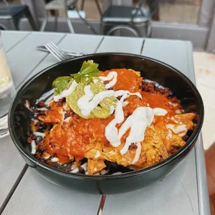 CHILAQUILES