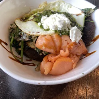 Salmon Spinach Breakfast Bowl