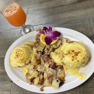 Crab Cake Benedict