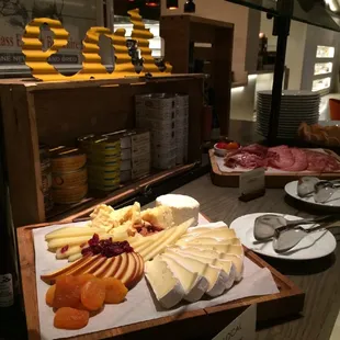 Cheese &amp; cured meats
