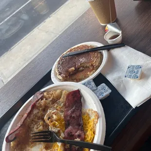 the food is 10/10 the food is fresh i definitely recommend it