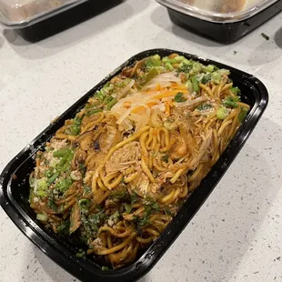 Yakisoba with chicken