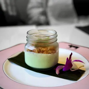 Pandan panna cotta