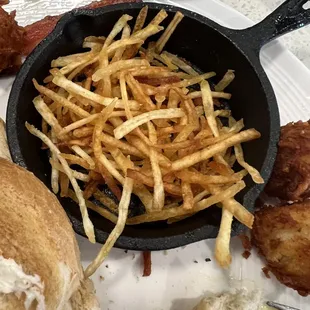 hash browns????  and the &quot;skillet was only about 3 inches across.  Pathetic