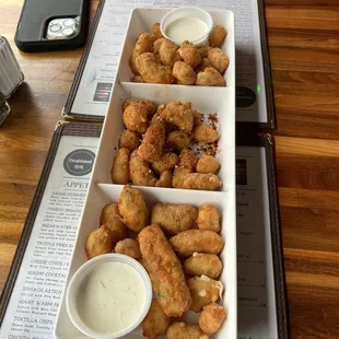 Cheese curd trio with ranch