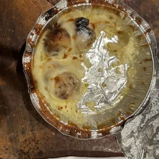 Cheesy Garlic Knots (8)