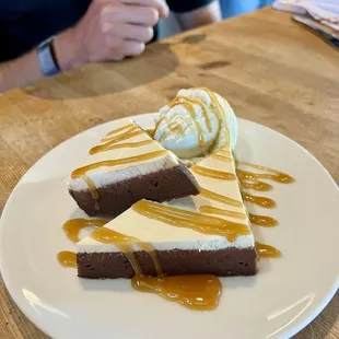 Port cheesecake fudge brownie