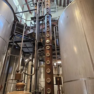 42 ft tall distillation column