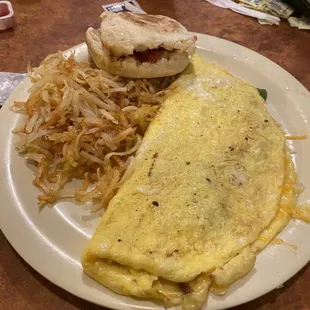 Omelet, had browns, and English muffin.