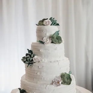 a three tiered wedding cake