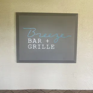 Breeze Bar and Grille