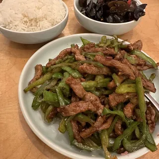 Shredded Beef with Green Chili