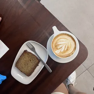 Banana bread : salted caramel latte