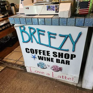 a sign for breezy