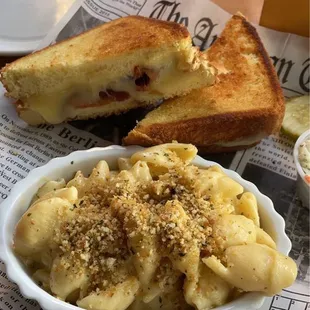 Mac n cheese, bacon grilled cheese