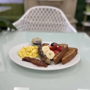 Brekkie Combo
 (Only Available Saturdays)
