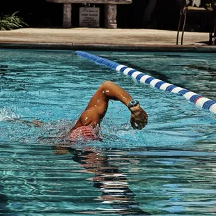 Modesto Offers 25 meter lap lanes!